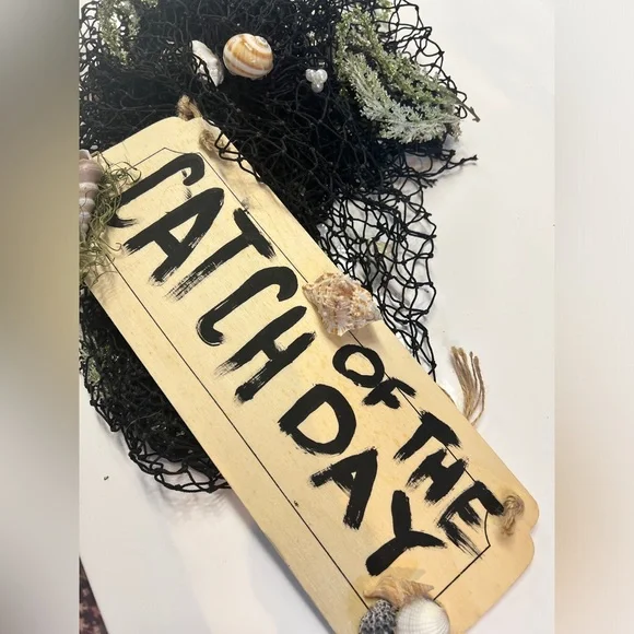 InCharacter Mermaid Costume. Size Medium. 🧜🏻‍♀️ - Picture 9 of 10